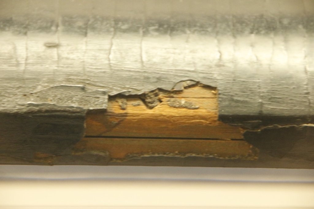 “古琴裹布與開裂”